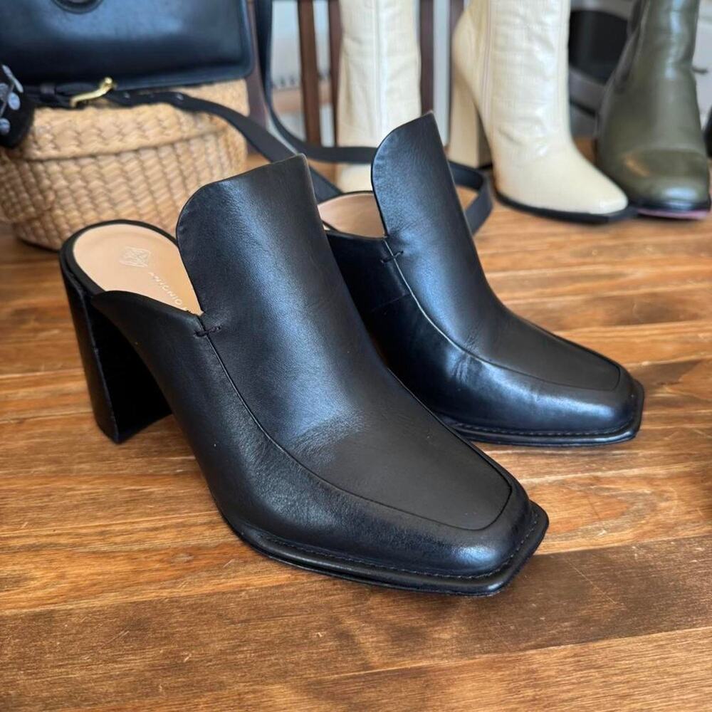 Antonio Melani "Romann" slip-on mules in classic black